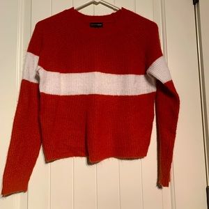 #133 Women’s VVGUC Burnt Orange with ivory stripe sweater size M